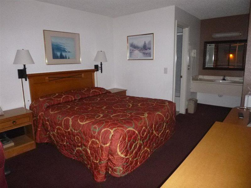 Travelodge By Wyndham Sea-Tac Airport North 塔奇拉 外观 照片