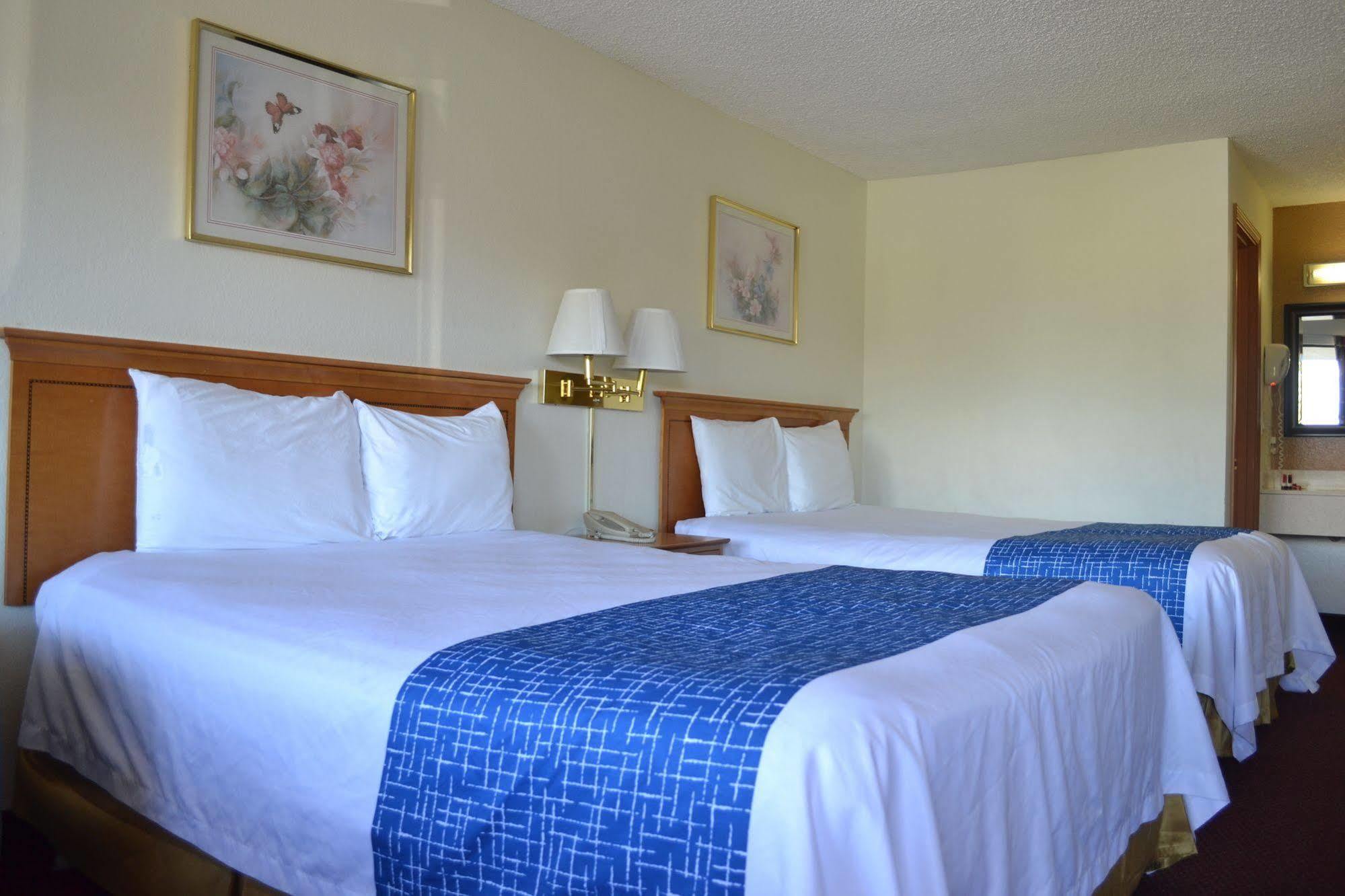 Travelodge By Wyndham Sea-Tac Airport North 塔奇拉 外观 照片