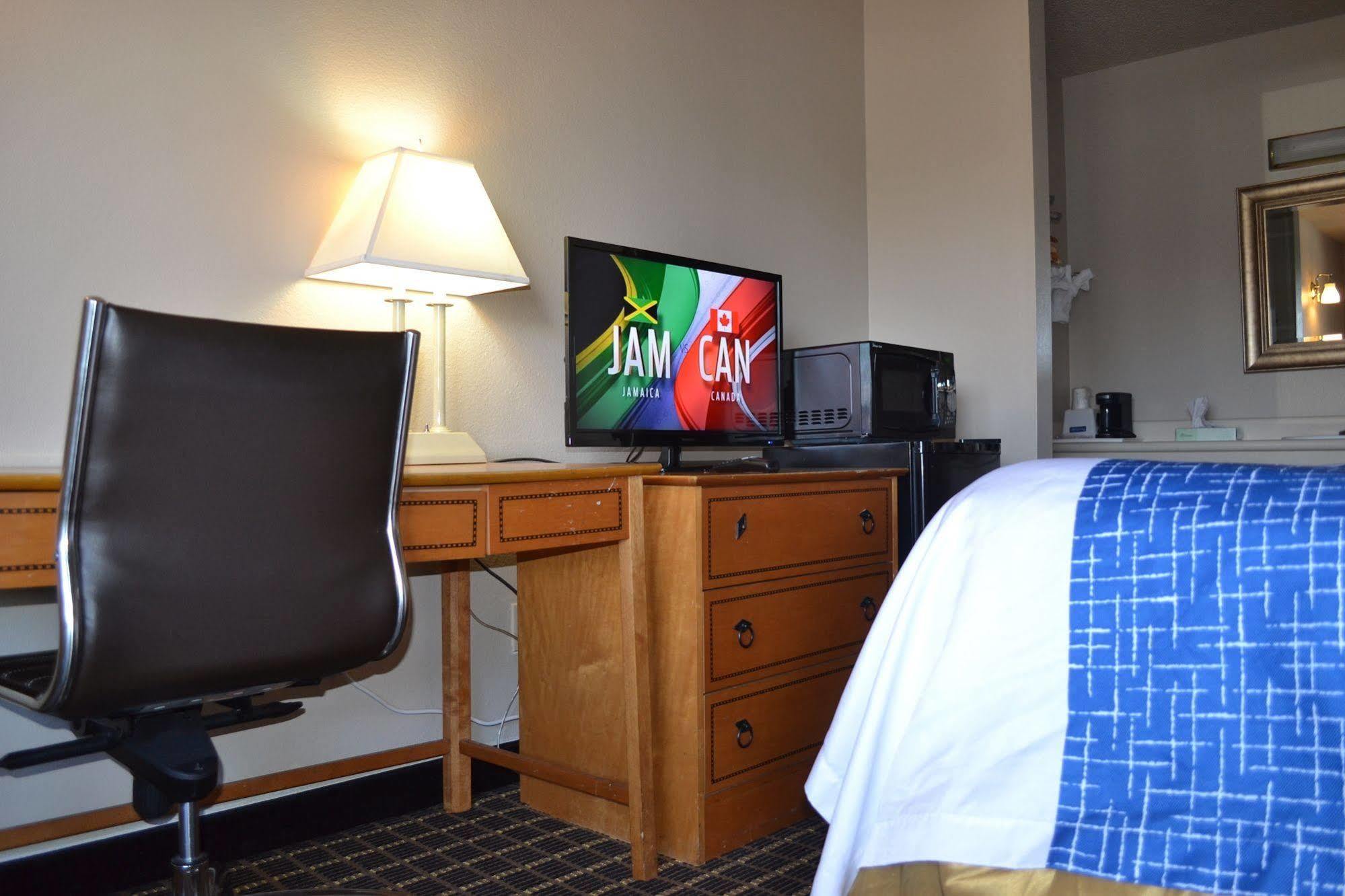 Travelodge By Wyndham Sea-Tac Airport North 塔奇拉 外观 照片