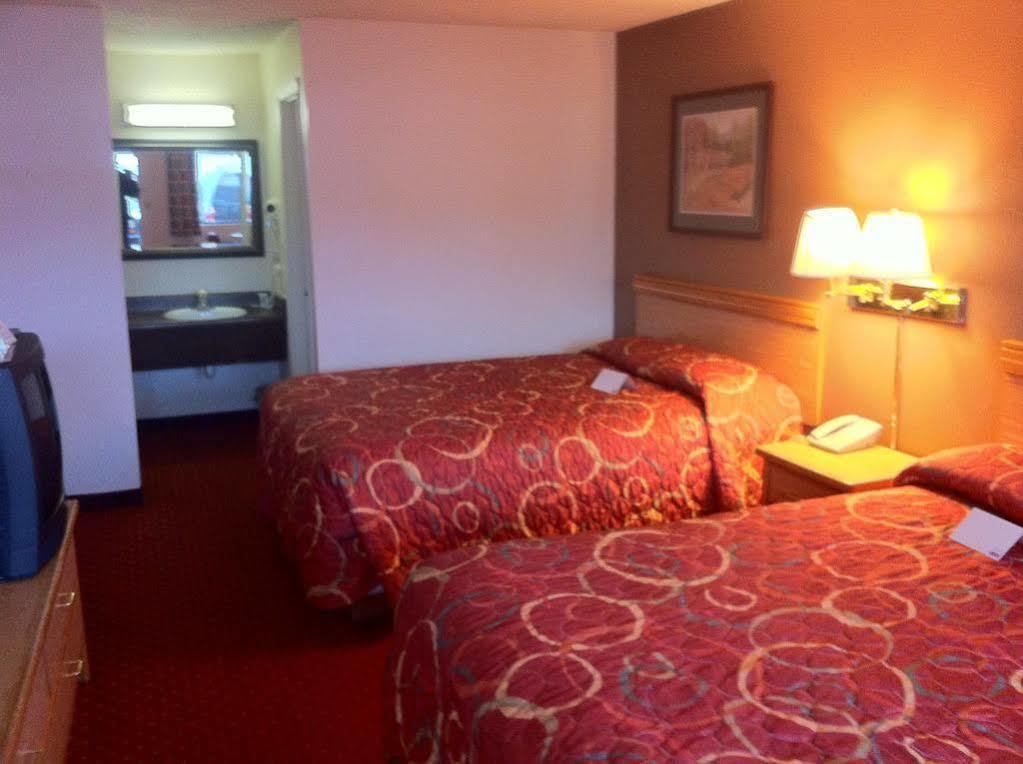 Travelodge By Wyndham Sea-Tac Airport North 塔奇拉 外观 照片