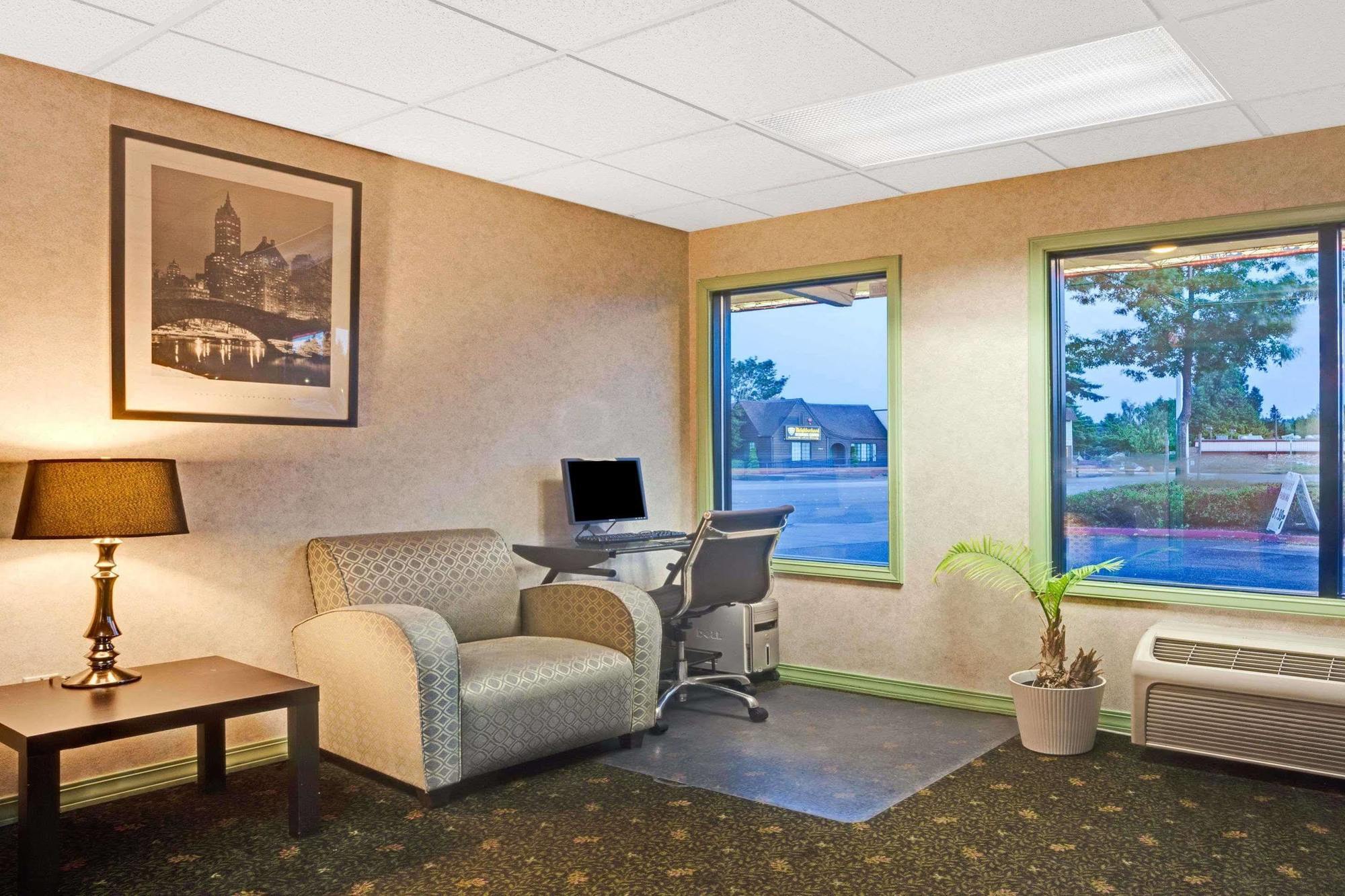 Travelodge By Wyndham Sea-Tac Airport North 塔奇拉 外观 照片